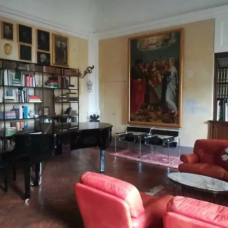 Boutique Apartment *